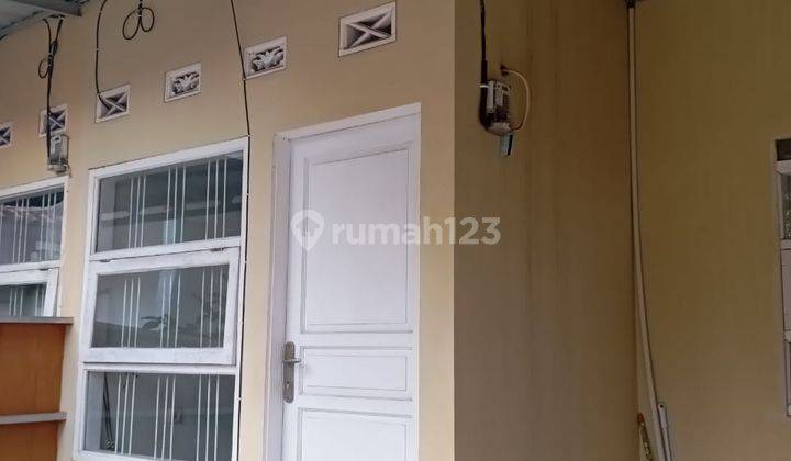 Sewa Rumah 1 Lantai Siap Hunidaerah Cigondewah/cibolerang  1