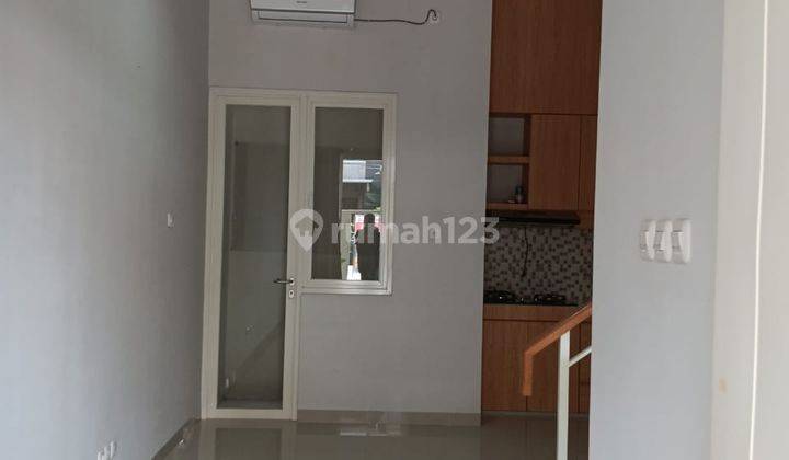 Rungkut Asri, Semi Furnished, Siap Huni, Dijual / Disewakan 1