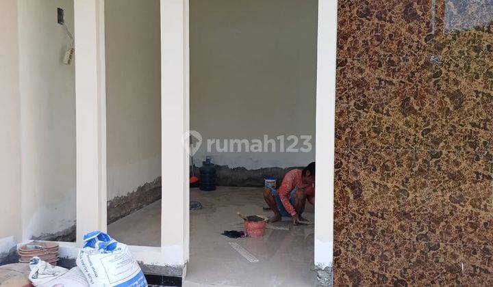 Wonorejo, Rumah On Progress 90%, Dekat Gedung YKP Rungkut 2