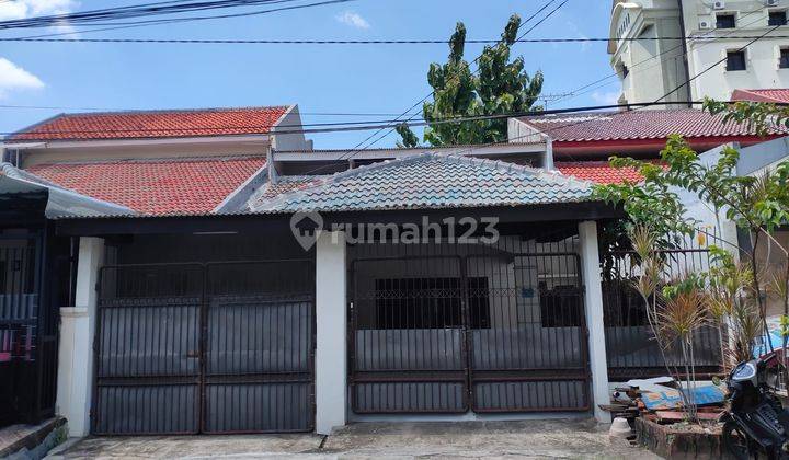 Rumah SHM di Manyar Kartika , Surabaya Lokasi Strategis 1