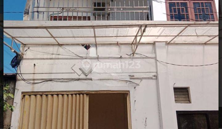 Rumah 2 Lantai di Dukuh Kupang Barat, Surabaya 1