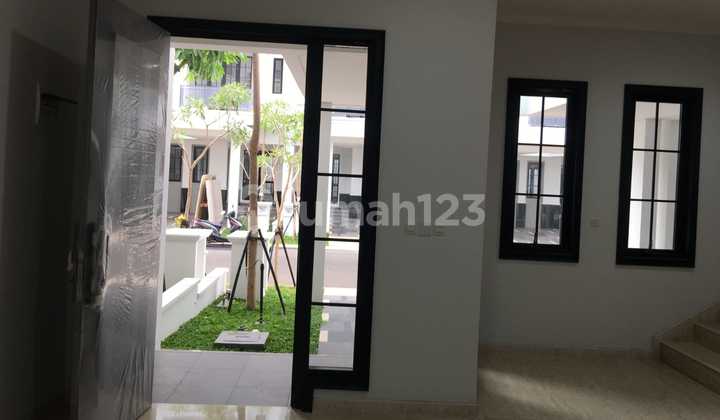 For Rent House in Tangerang Strategic Location