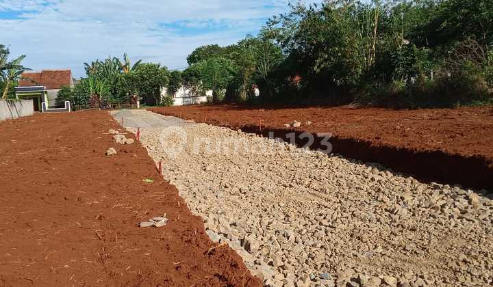 Near Toll Access, Land, Near KRL Access, in Tajur Halang.