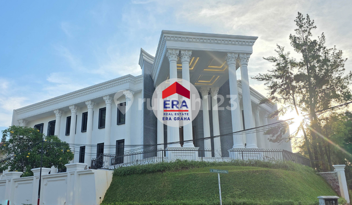 Modern Luxury Home Pondok Indah – Perfect for Executive Families