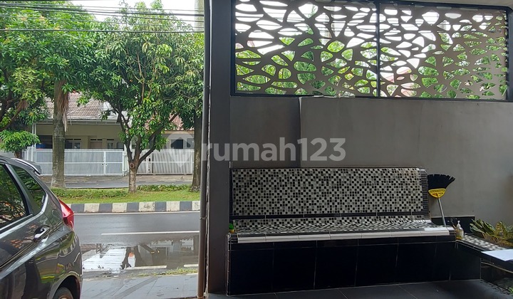 House for Sale in Lebak Bulus, Strategic Location, Negotiable Until Deal. 2