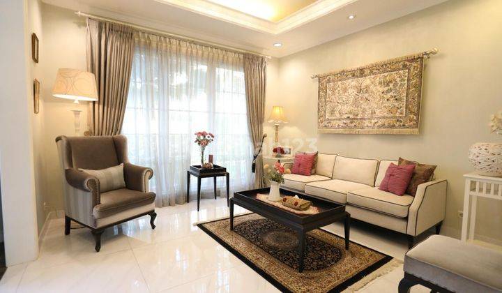 Rumah 2 Lantai Bagus Semi Furnished SHM di Kemang, Jakarta Selatan 2