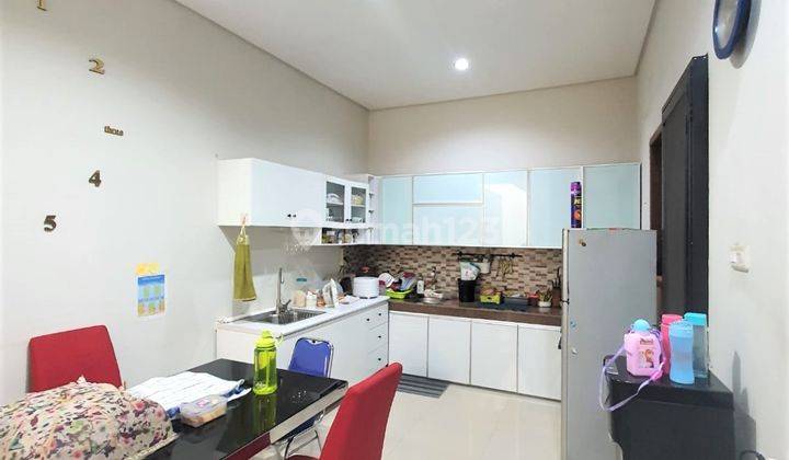 Rumah Rapi Siap Huni Perumahan Villa Meutia Kirana Kota Bekasi 5