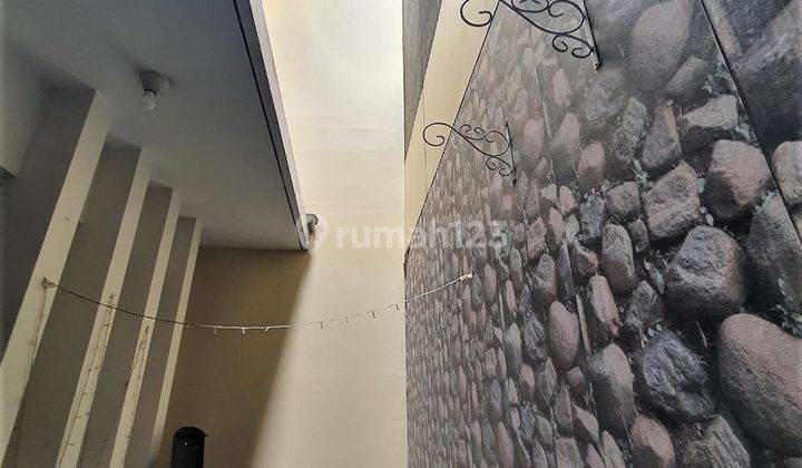 Rumah Rapi Siap Huni Perumahan Villa Meutia Kirana Kota Bekasi 13