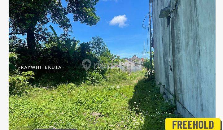 Land for Sale  in Kedonganan near the beach 1