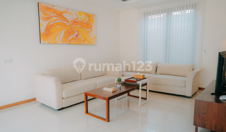 Freehold houses in taman giri 2