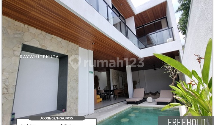 For Sale Freehold Villa in Central Seminyak