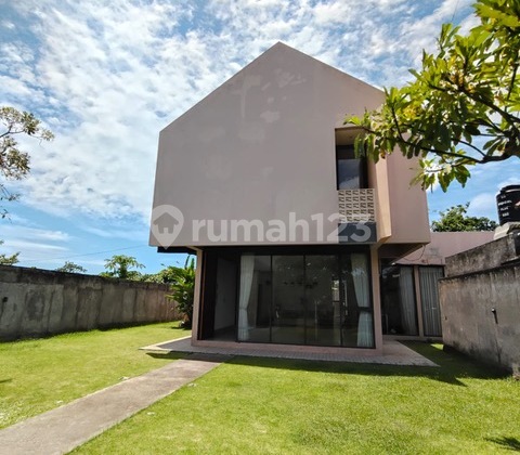 Beachfront House For Sale In Ketewel, Bali