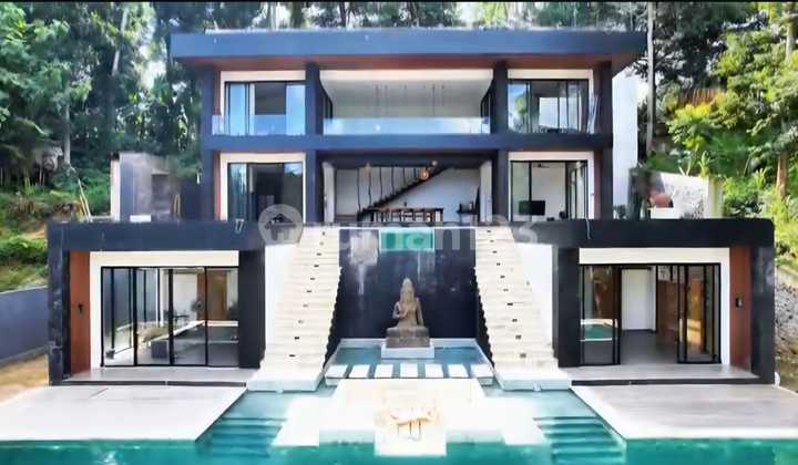 4 Bedroom Scenic Villa with Forest View and Spacious Land at Tampaksiring Ubud For Sale