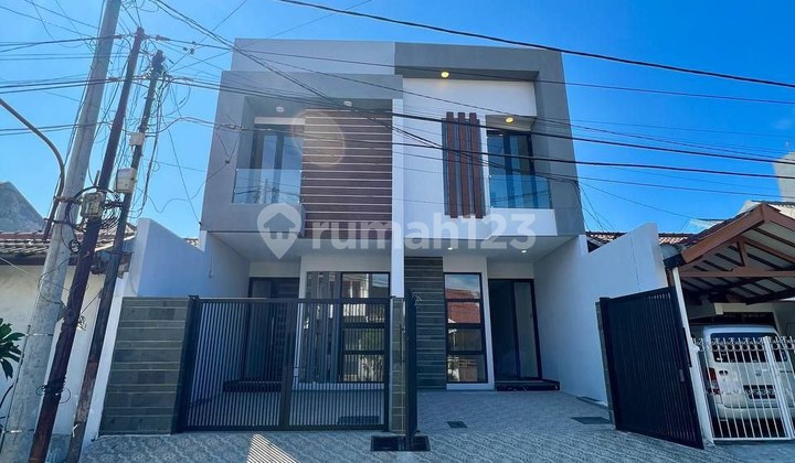 Rumah Baru Wisma Mukti Klampis 2 Lantai Dekat ke MERR Ada Bonus