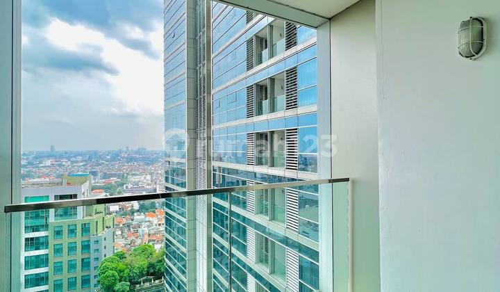Sewa Apartemen One Icon 3 BR Lantai 16 Furnished Custom 18