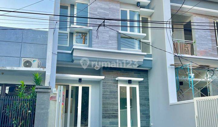 Rumah Baru Mulyosari Utara Minimalis Modern Area Bebas Banjir 1