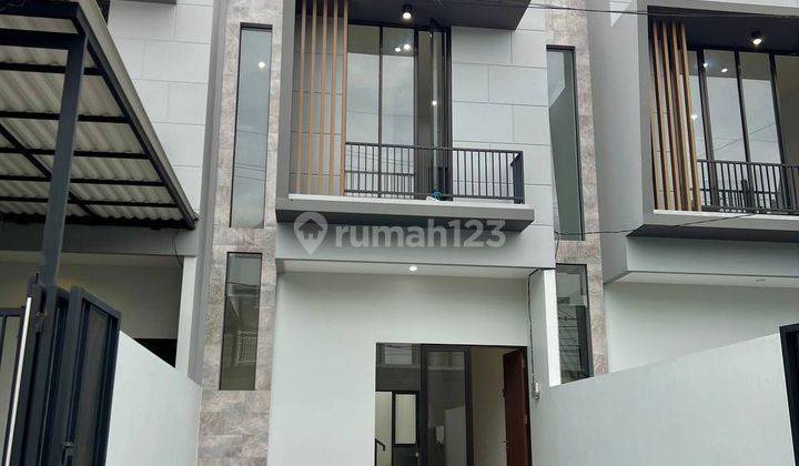 Rumah Baru Modern Lebak Arum 2 Lantai Tipe A Lokasi Tidak Mblusuk