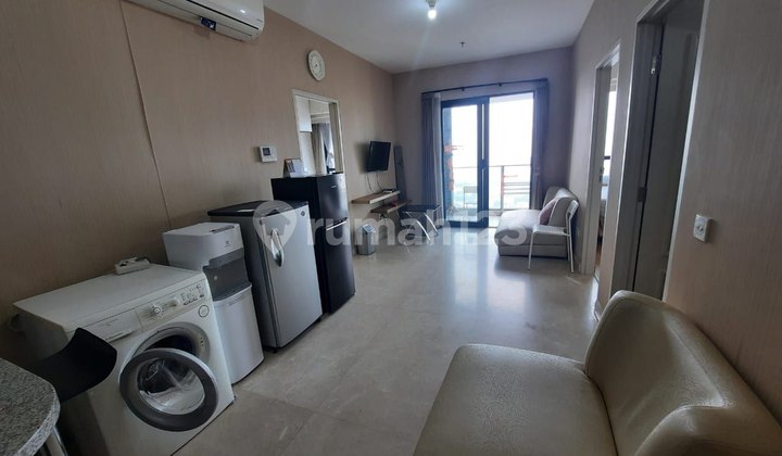 Sewa Apartemen The Peak 2 BR Lt 28 Furnish Mewah View Pool & City
