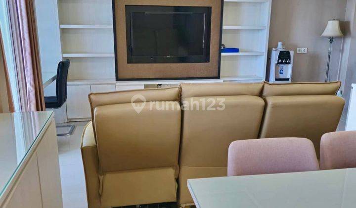 Apartemen Tanglin 1 BR 2 Unit Jadi 1 Lantai 32 Full Furnished 2