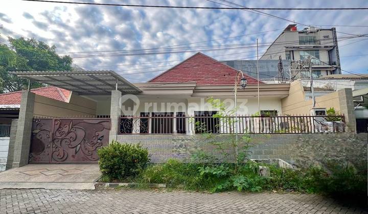 Rumah di Manyar Kertoarjo 1,5 Lt Baru Renovasi Lokasi Second Road Rumah di Manyar Kertoarjo 1,5 Lt Baru Renovasi Lokasi Second Road