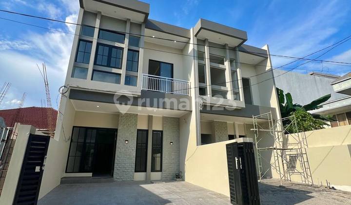 Rumah Baru Wisma Mukti Klampis Anom 2 Lantai Hadap Selatan Tipe B