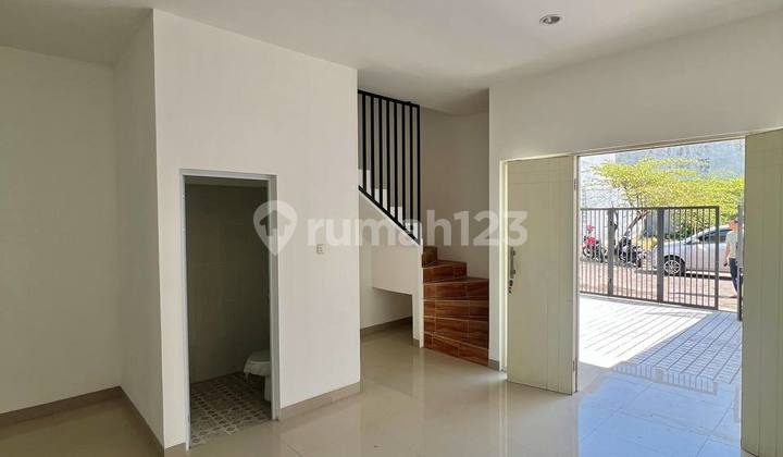 Rumah Baru Gunung Anyar Tambak 2 Lt Akses Masuk Lewat Jalan Besar 2