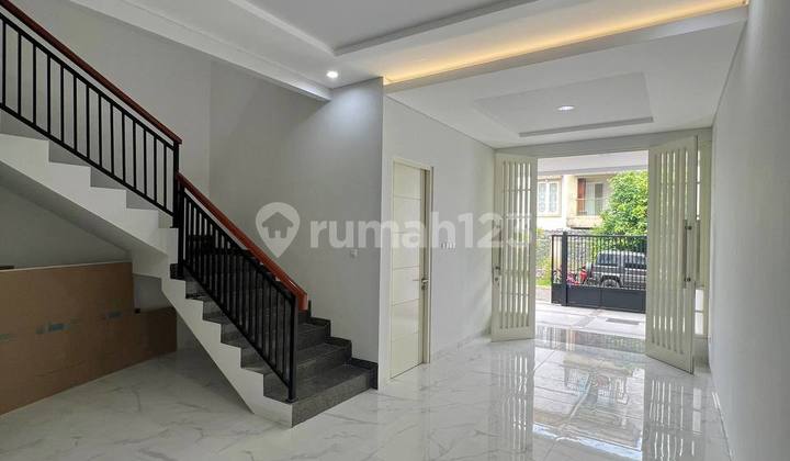 New American Design House at Mentari Beach, Kenjeran, 2 Floors 2