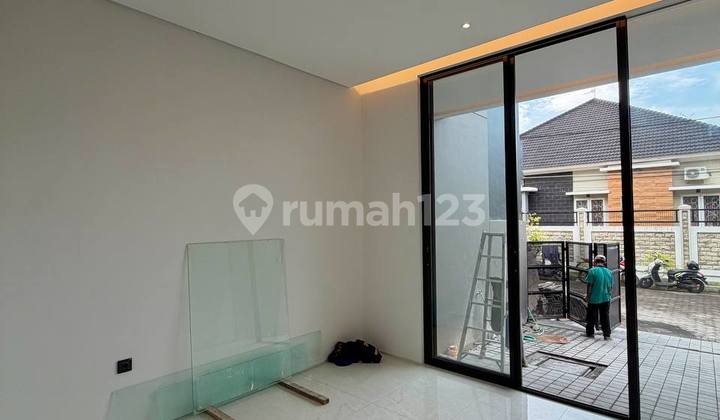 Rumah Baru Premium Manyar Kertoadi 3 Lantai Design Lega Lebar 6 2