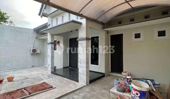 Mulyosari Prima Single-Story House, 9 Meters Wide, Newly Renovated, South-Facing 2