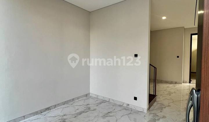 Contemporary Modern House in Manyar Kertoarjo 2 Floors with Rooftop 2