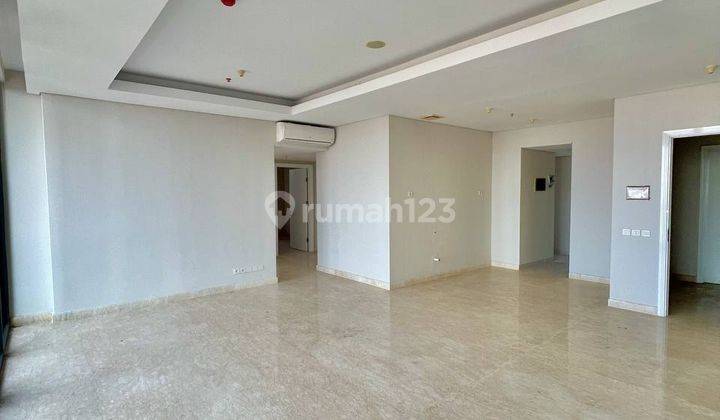 Apartemen Voila Ciputra World 4 BR Corner Lantai 36 Balcony Luas 1