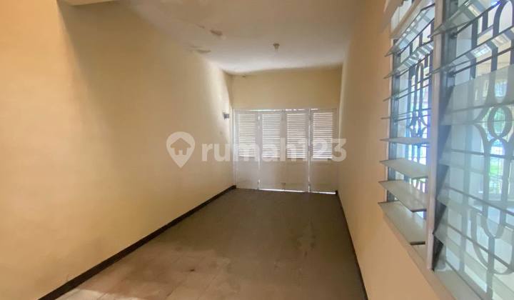 Rumah di Rungkut Mapan Selatan 1 Lantai Hadap Selatan Ada Garasi 2