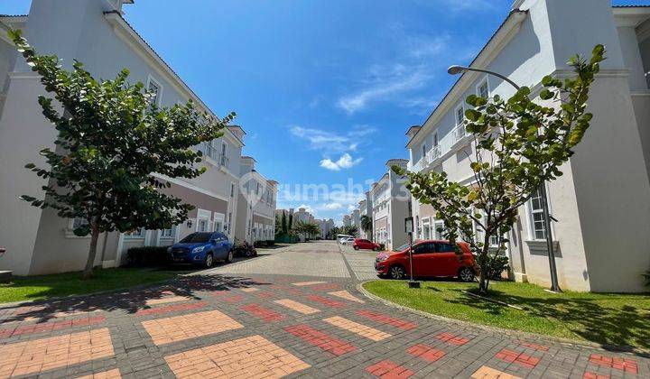Sewa Condominium Vanya Park Bsd Cluster Alesha 3 Lantai 4 Kamar 4