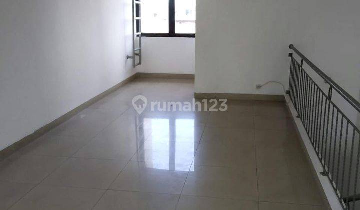 Sewa Ruko Tomang Utara, Jakarta Barat 3 Lantai Carport 8 Mobil 18