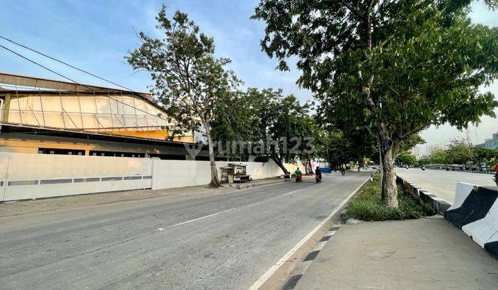 Sewa Gudang Danau Sunter Utara 2 Unit Gandeng Pinggir Jalan Raya 1