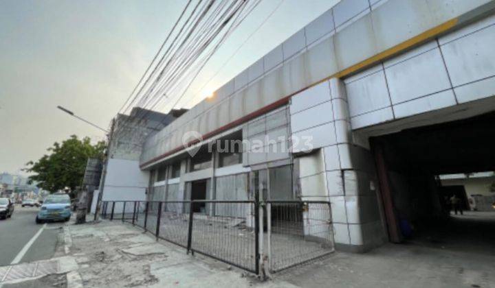 Sewa Gedung Roxy, Jakarta Pusat 2,5 Lantai Strategis Bebas Banjir 2