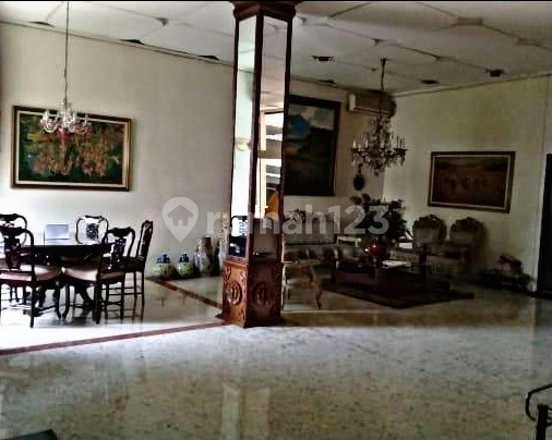 Dijual Rumah Lokasi Strategis Di Kebayoran Baru - Jakarta.selatan 2