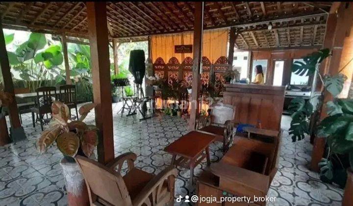 Jual Resto dan Paviliun murah strategis di Jl.Magelang km 12 2