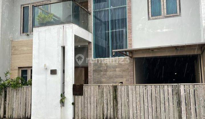 Rumah 2 Lantai di Jl.Wonosari Baturetno dekat Nasmoco 1