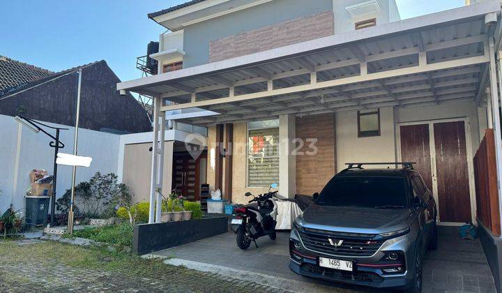 Dijual Rumah Cantik Full Furnished 2 Lt Di Perumahan Grand Tlogo Adi One Gate System 1