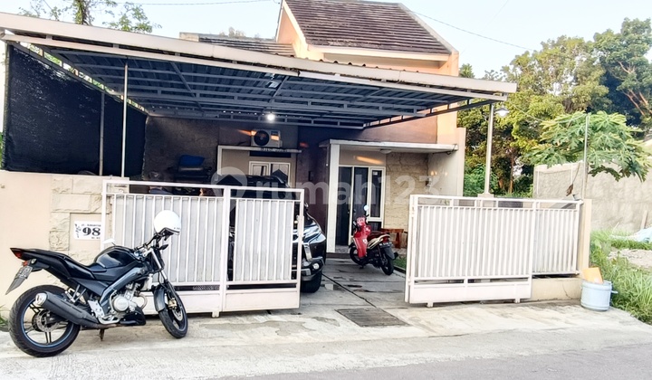 Rumah Modern Area Kaliurang Km 10 Ngaglik Sleman