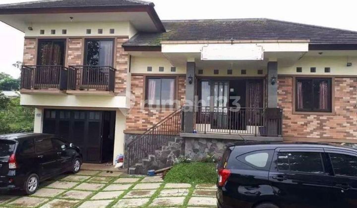 Rumah Villa Bandung Utara Dekat Kota Baru Parahyangan