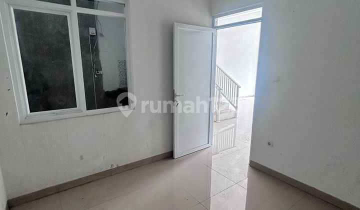 New 2-Story House Located in North Pluto Margahayu