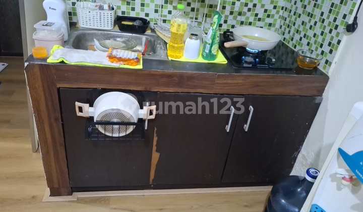 For Sale New Fully Furnished Gateway Ahmad Yani Apartment 2