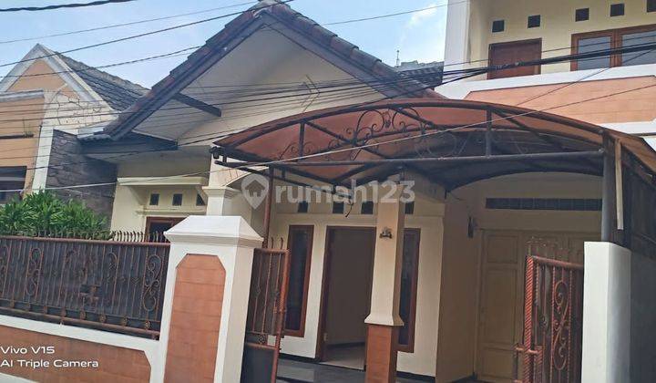 Rumah Kontrakan 2 Lantai Lokasi Di Batu Indah Batununggal 1