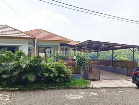 jual rumah di ciwaruga setiabudi bandung bagus sejuk SHM 1