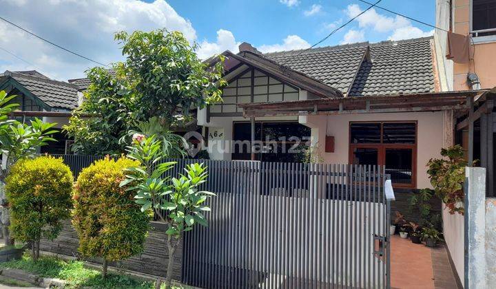 Rumah di KOMPLEK Margawangi buah batu Bandung 1