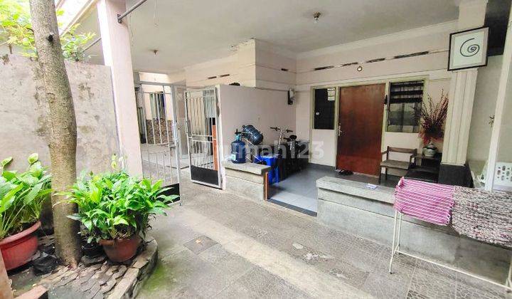 Rumah Semi Furnished Bagus SHM - Sertifikat Hak Milik di sayap Jl Braga hanya 20m dari jl lembong Bandung, Sumurbandung 1