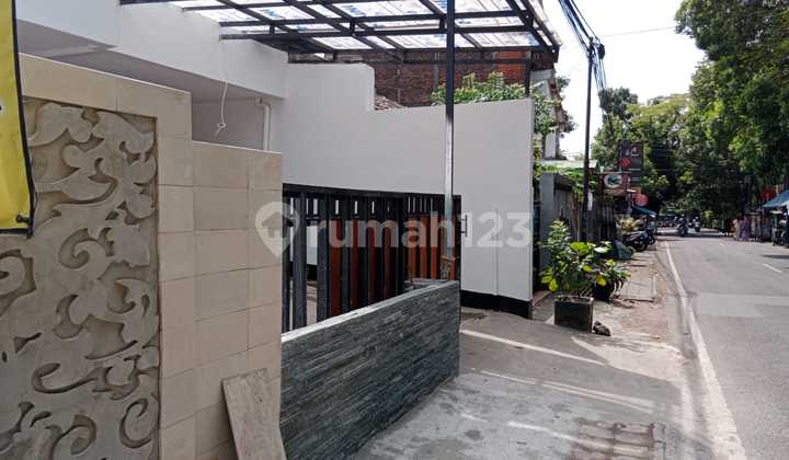 Ruko di Indomaret Jalaprang, Jl. Jalaprang, Sukaluyu, Cibeunying Kaler, Kota Bandung, Jawa Barat, Indonesia, 40123, Cikutra