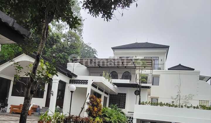 Hotel Di Dago Bandung View is cool. Hotel Di Dago Bandung View is cool.